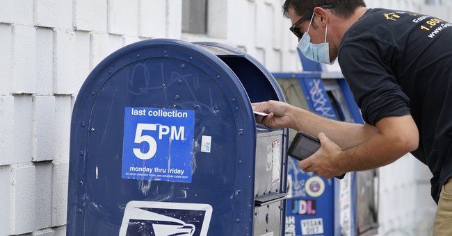Funcionario dos correios de Michigan denuncia fraude e alega que superiores estavam envolvidos